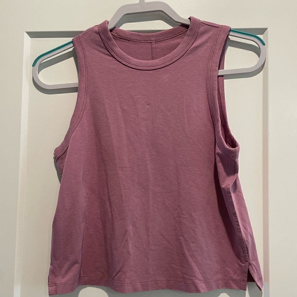 Lululemon Mauve Tank